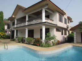 4 Bedroom House + Pool to Let, Airport