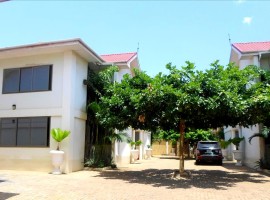 4 Bedroom Townhouse to Let