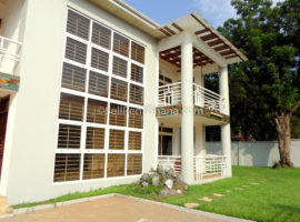 4/5 Bedrooms House + 2 Staff Qtrs for Rent/Sale