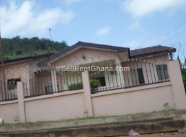 4 Bedroom Detached House to Let, Kwabenya