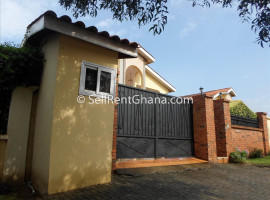 4 Bedroom House to Let, West Legon