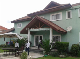 4 Bedroom Furnished Luxury House, Trasacco