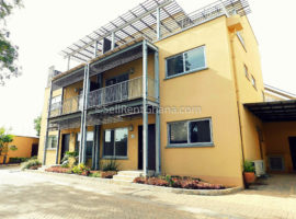 4 Bedroom Townhouse + Roof Terrace Renting