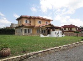 5 Bedroom House for Sale, Trasacco
