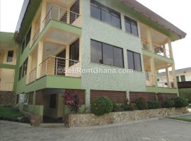 3 Bedroom Apartment to Let, Airport Area
