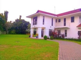 5 Bedroom Residence/Office Space To Let