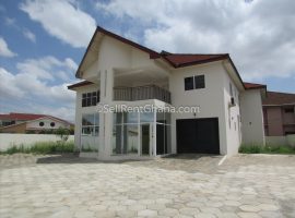 4 Bedroom Unfurnished Townhouse