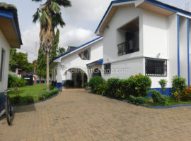 6 Bedroom House + 2 BQ to Let, Airport West