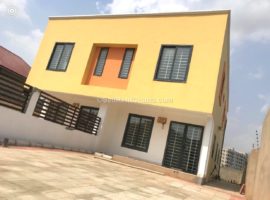 3 Bed Semi-Detached House for Sale, Adjiringanor