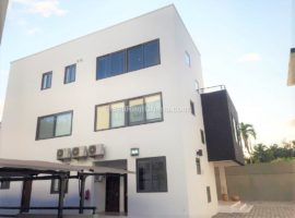 4 Bedroom Townhouse to Let,Airport