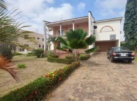 4 Bedroom House for Sale, Trasacco