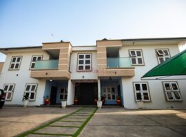 2 Bedroom Apartment for Rent, Adjiringanor