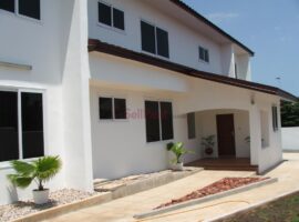 9 Bedroom House for Rent, Osu